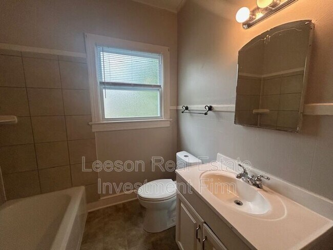 Building Photo - 3802 Baltimore Ave