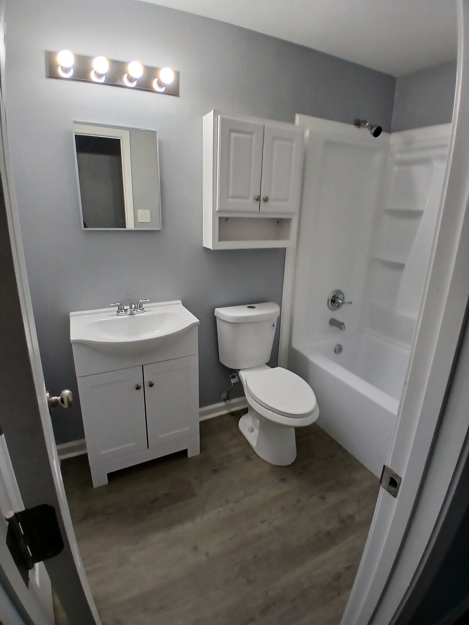 Building Photo - 219 Leon St