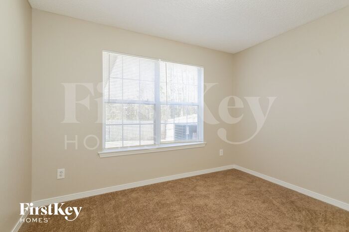 Building Photo - 2047 Eclipse Dr