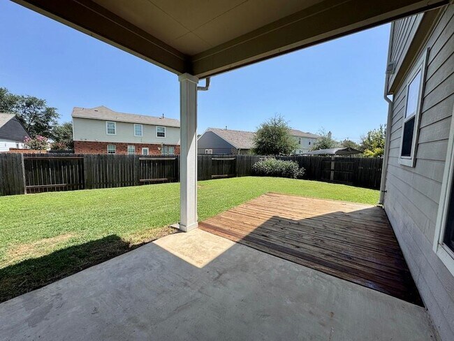 Building Photo - 137 Firewheel Cove