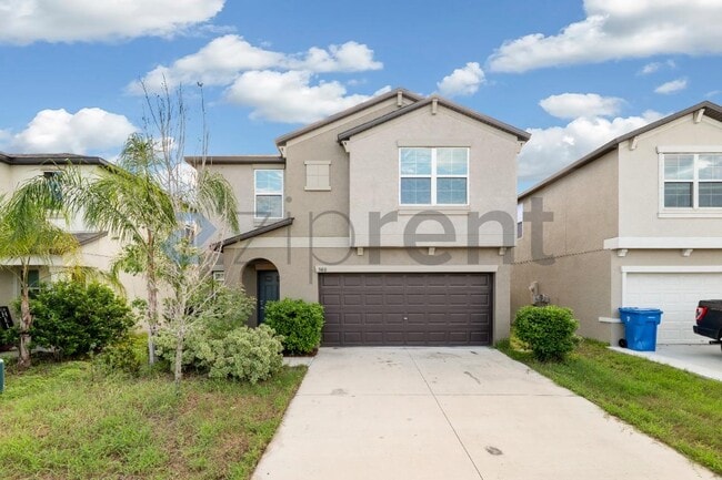 Building Photo - 588 Royal Empress Dr