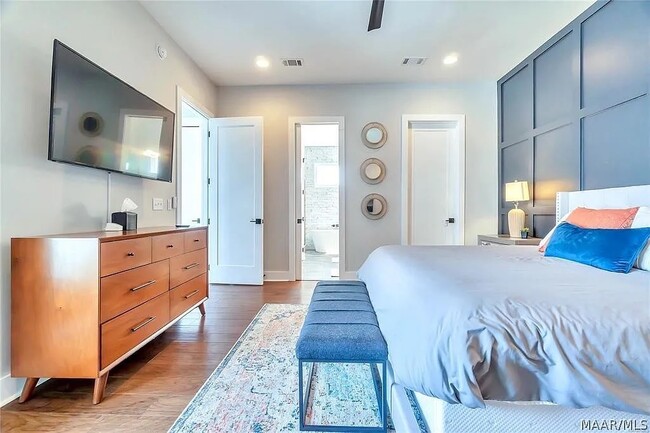 Building Photo - 7132 Fain Park Dr