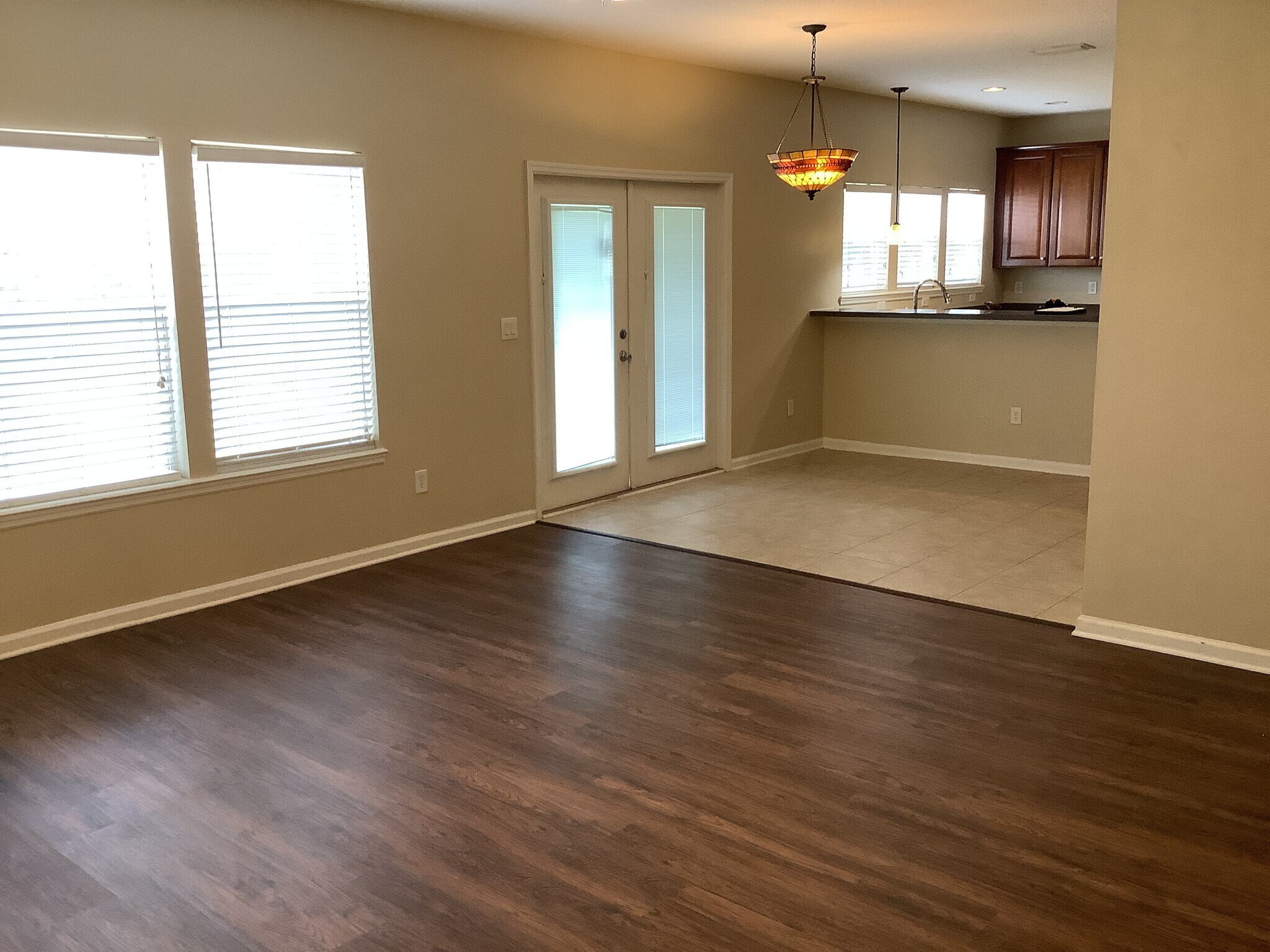 Building Photo - 729 Porto Cristo Ave