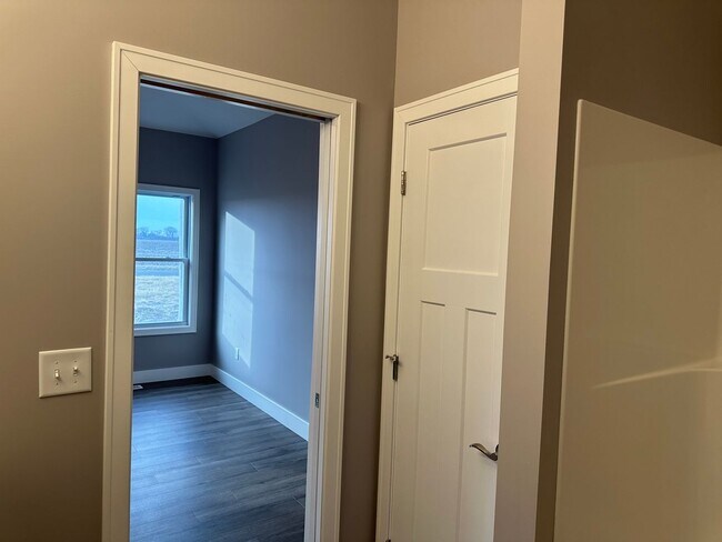 Building Photo - Castles Pines Duplex