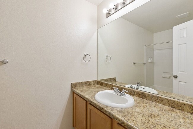 Building Photo - 7475 Countryside Grove