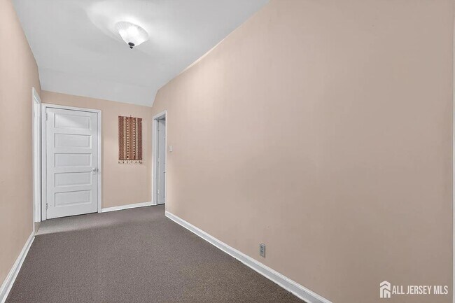 Building Photo - 58 Brotherhood St