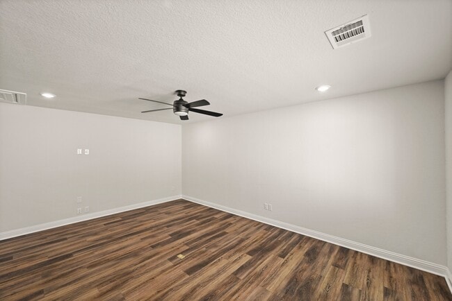 Building Photo - 15703 Monkey Rock Dr