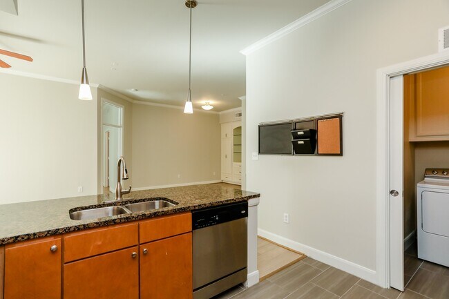 Building Photo - 300 St Joseph Pkwy