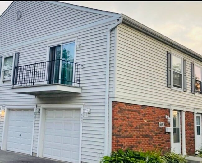 Primary Photo - 600 Academy Ct