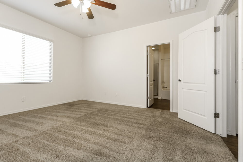 Building Photo - 8224 W Encinas Ln