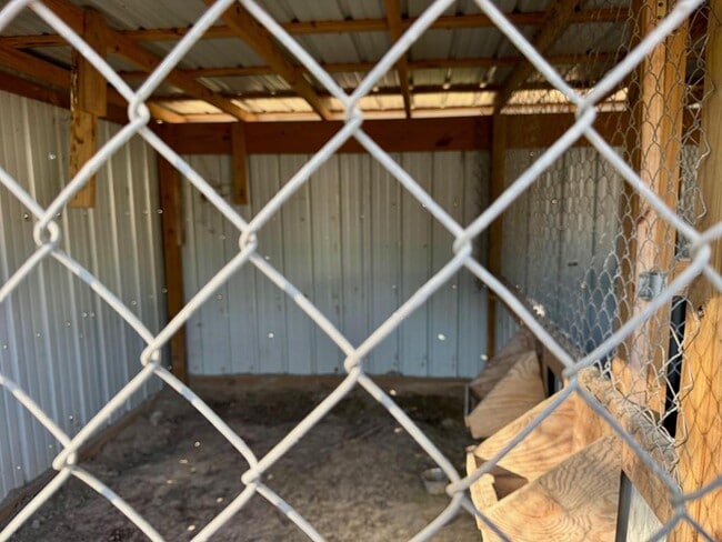 Building Photo - 141 Bodie Lister Rd