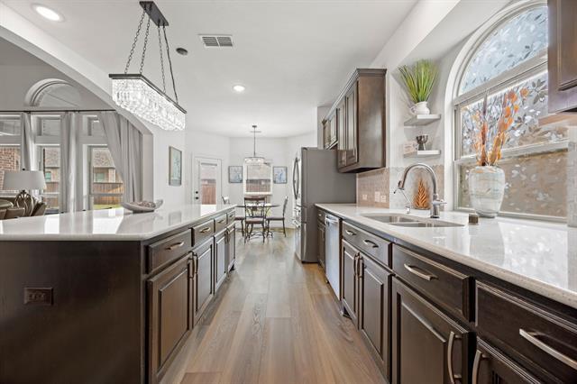 Building Photo - 1136 Chickadee Dr