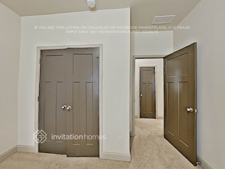 Building Photo - 2505 Well Springs Dr