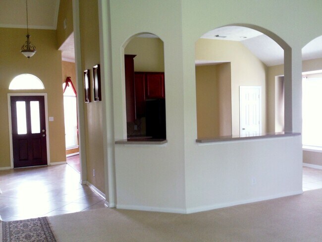 Building Photo - 114 Bryce Branch Cir