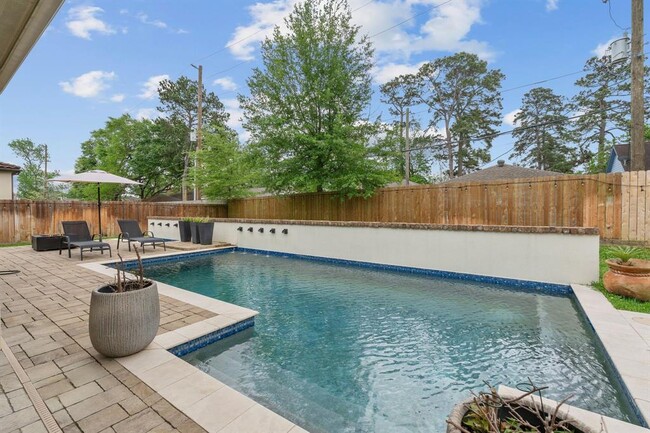 Building Photo - 1475 Torrijos Ct