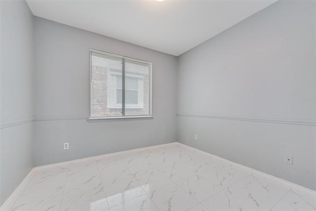 Building Photo - 2830 Rochester Ct