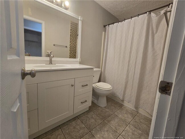Building Photo - 7332 Beaver Run Dr
