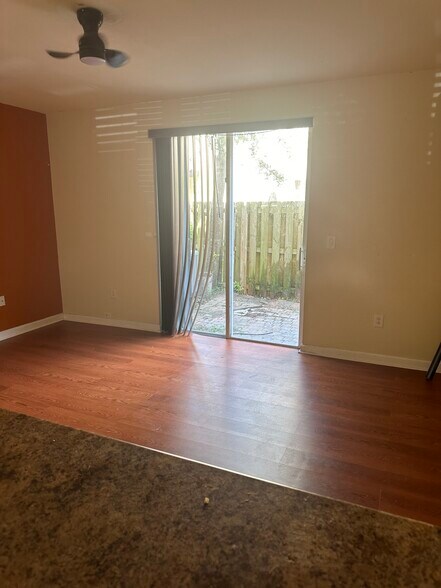 Family Room - 9217 SW 227th St