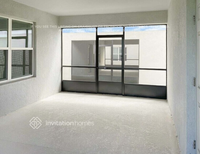 Building Photo - 5841 Sagebrush Aly