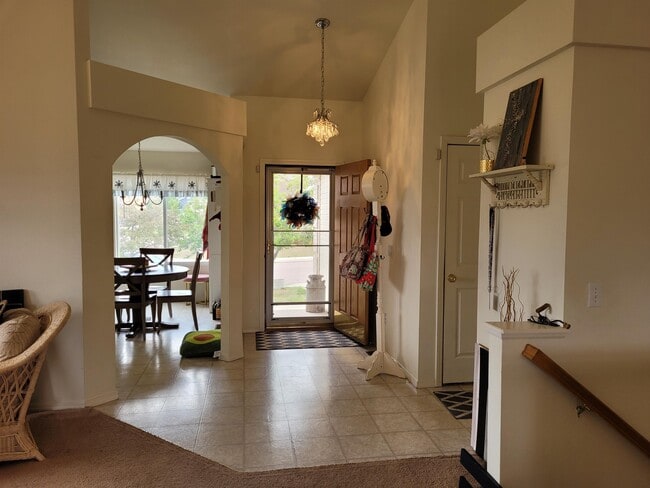 Building Photo - 97 Misty Creek Dr