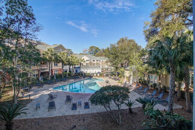 Building Photo - 600 Bucksley Ln