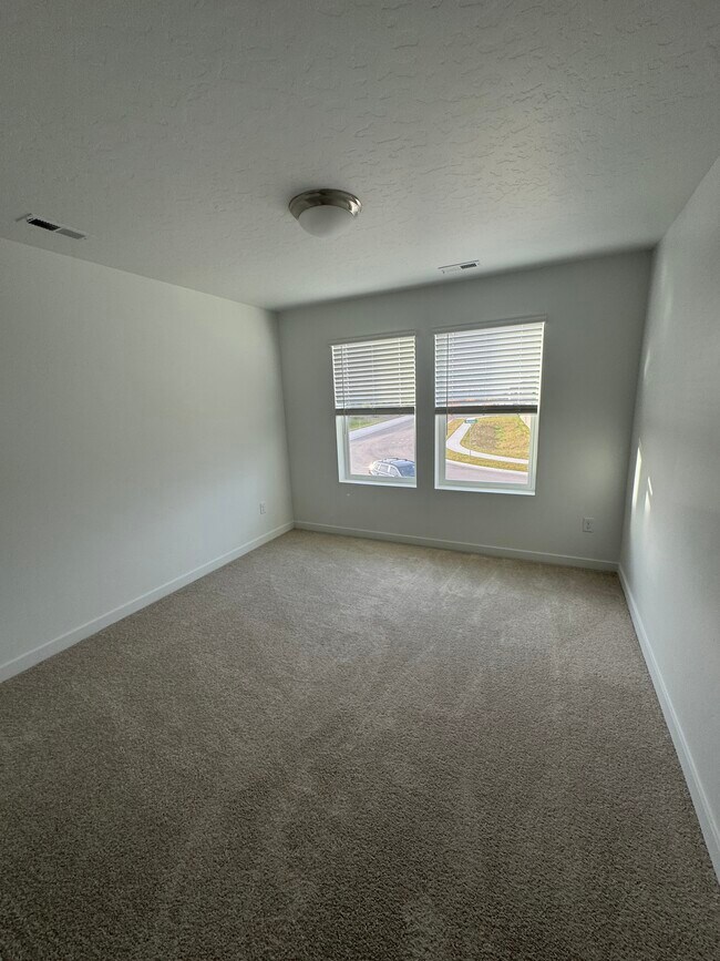 Building Photo - 6612 W Windshear St