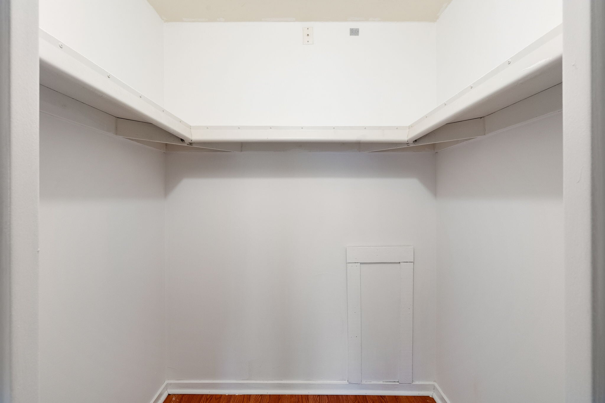 Building Photo - 200 Lombard St