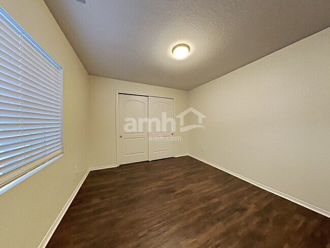 Building Photo - 5052 Sacred Feather Dr