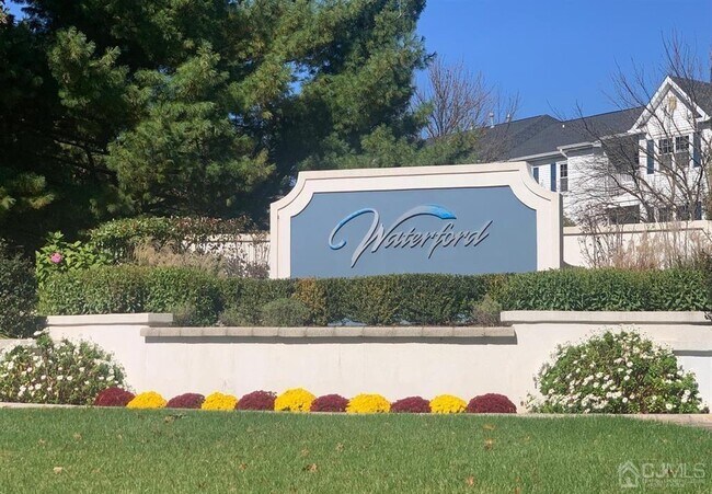 Primary Photo - 1335 Waterford Dr