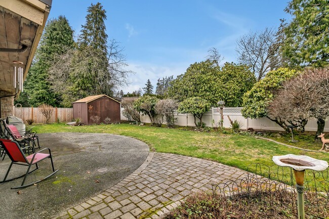 Building Photo - Looking for a Dream Garage attached to a R...