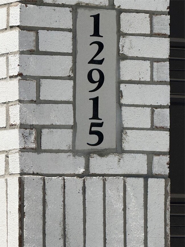 Building Photo - 12915 Shells Ln