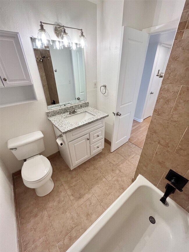 Building Photo - 3603 Murworth Dr