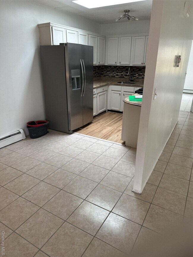 Building Photo - 43 Menahan St