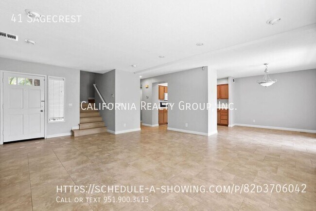 Building Photo - 41 Sagecrest-