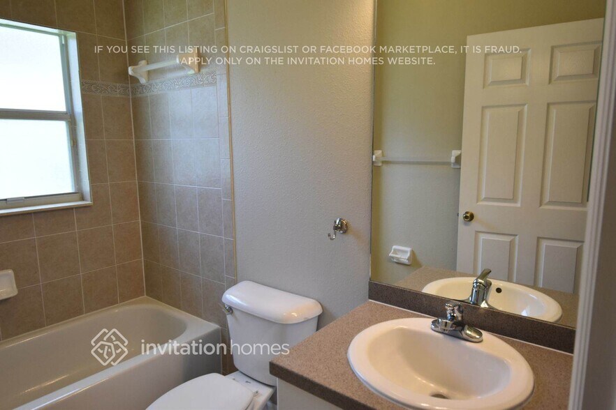 Building Photo - 6324 Bridgecrest Dr