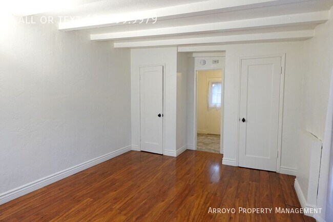 Building Photo - 3216 Brandon St