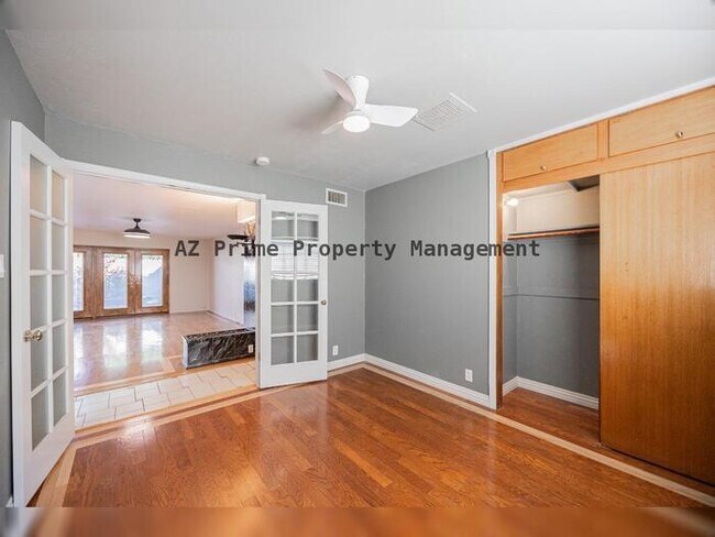 Building Photo - 3137 N 4th Ave