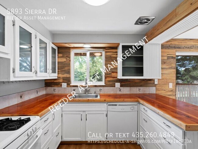 Building Photo - 5893 Sierra Dr