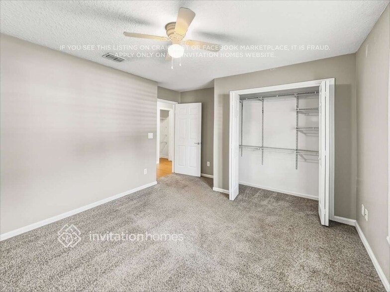 Building Photo - 521 Sparrow Branch Cir