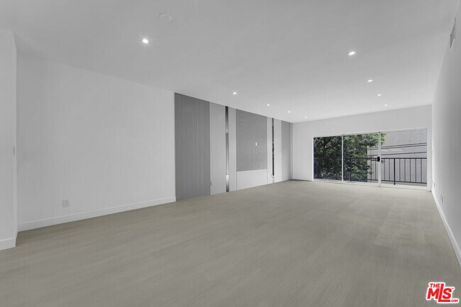 Building Photo - 10630 Wilkins Ave