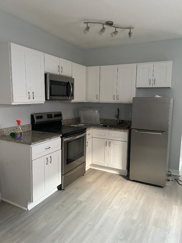 Building Photo - 1023 W Baltimore St