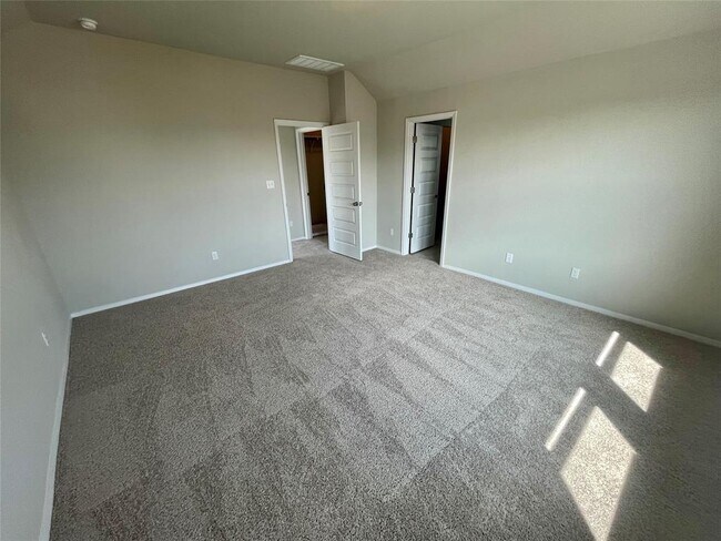 Building Photo - 176 Heather Glen Way