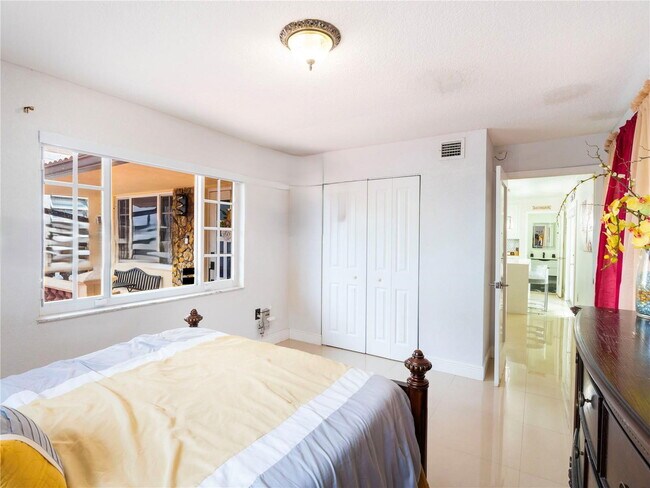 Building Photo - Northwest 58th Court, Miami, FL 33126 - 3 BR 2 BA single-family home