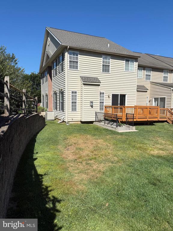 Building Photo - 155 Penns Manor Dr