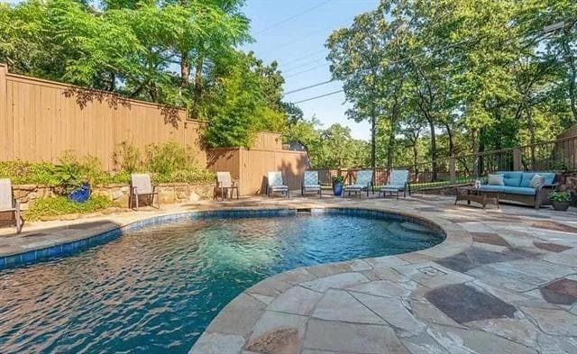 Building Photo - 2304 Wood Cliff Ct