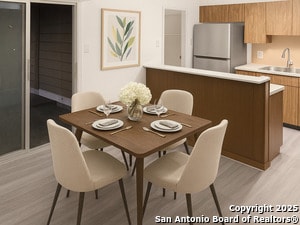 Building Photo - 1007 Evening Dun St