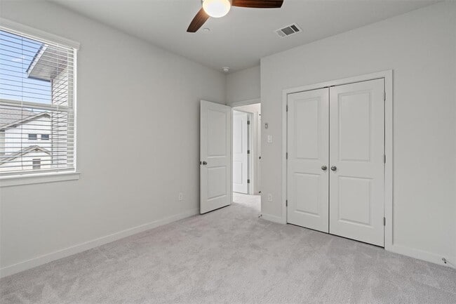 Building Photo - 2500 Forest Creek Dr