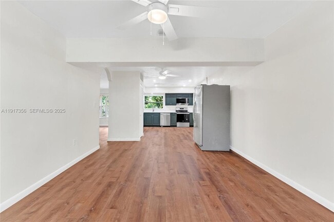 Building Photo - 550 SW 38th Terrace