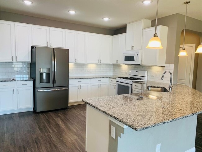 Building Photo - 1348 Volente Ln