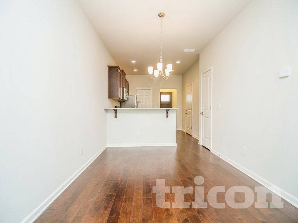 Building Photo - 211 Ashmere Ct